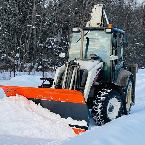 Ковш универсальный для&nbsp;экскаваторов‑погрузчиков